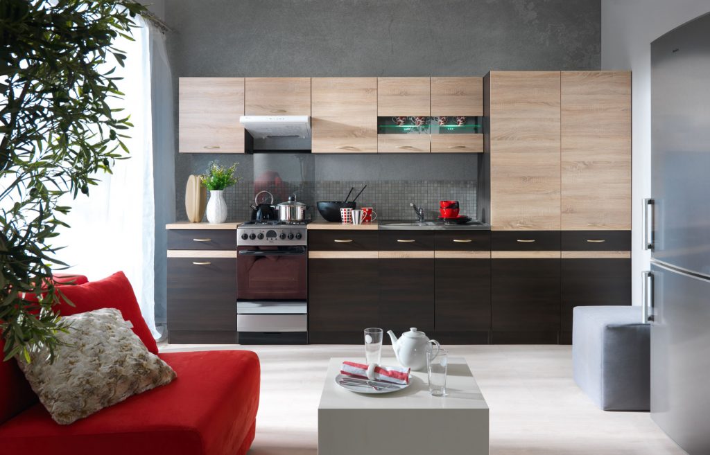 Mobila de bucatarie Acaju, soluția la doar un click distanță