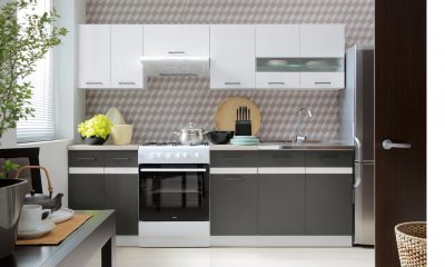 Mobila de bucatarie Acaju, soluția la doar un click distanță